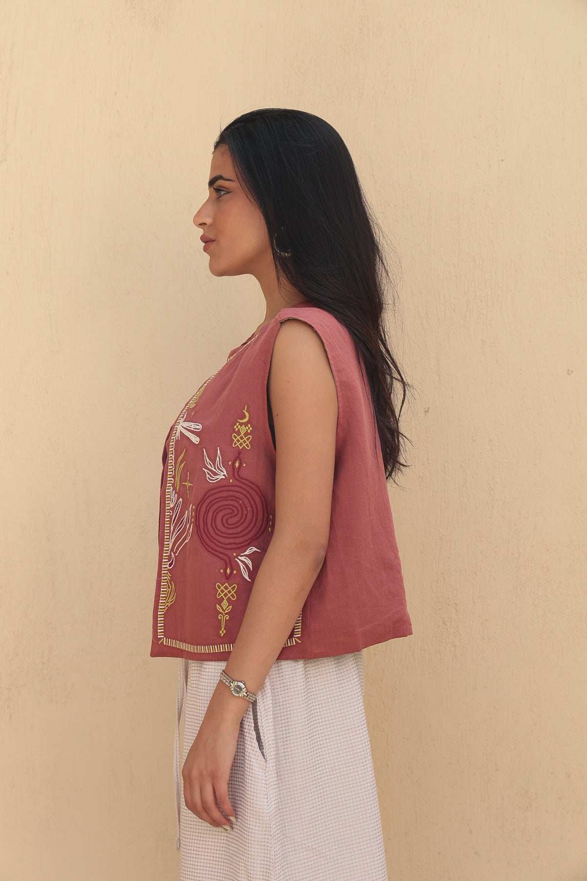 Image of The Oroboro Cinnamon Spicy Vest