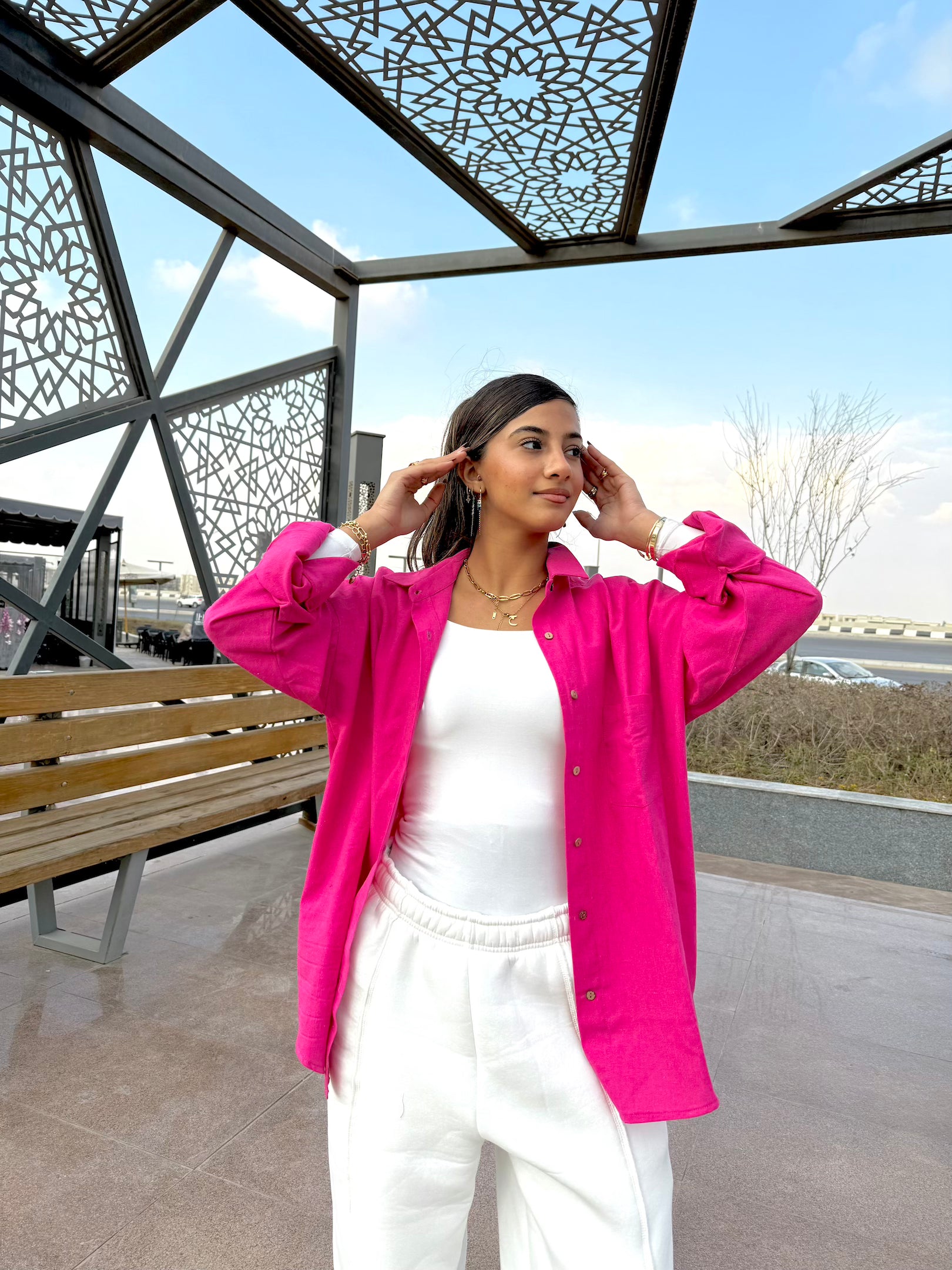 Image of Oversized Shirt – Classic, Comfortable, and Versatile