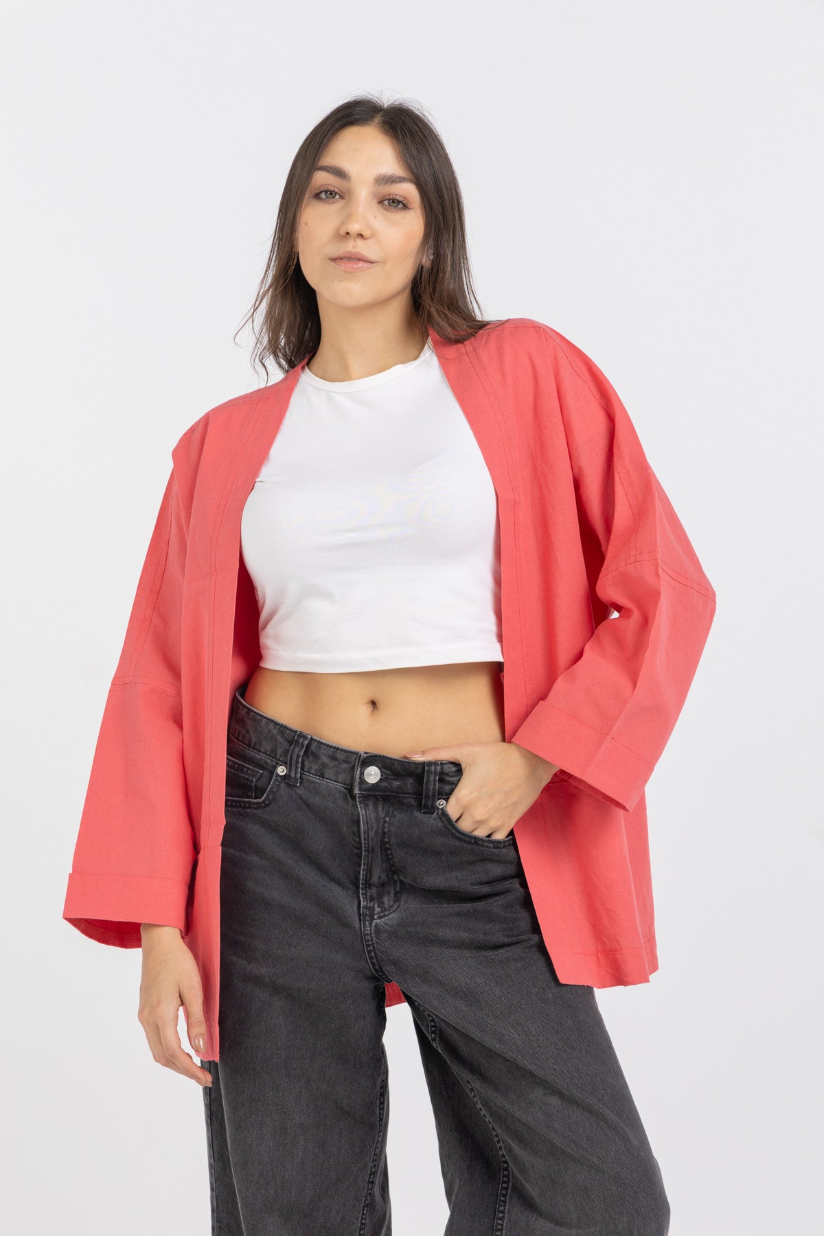 Short Kimono – Lightweight Layer for Any Outfit