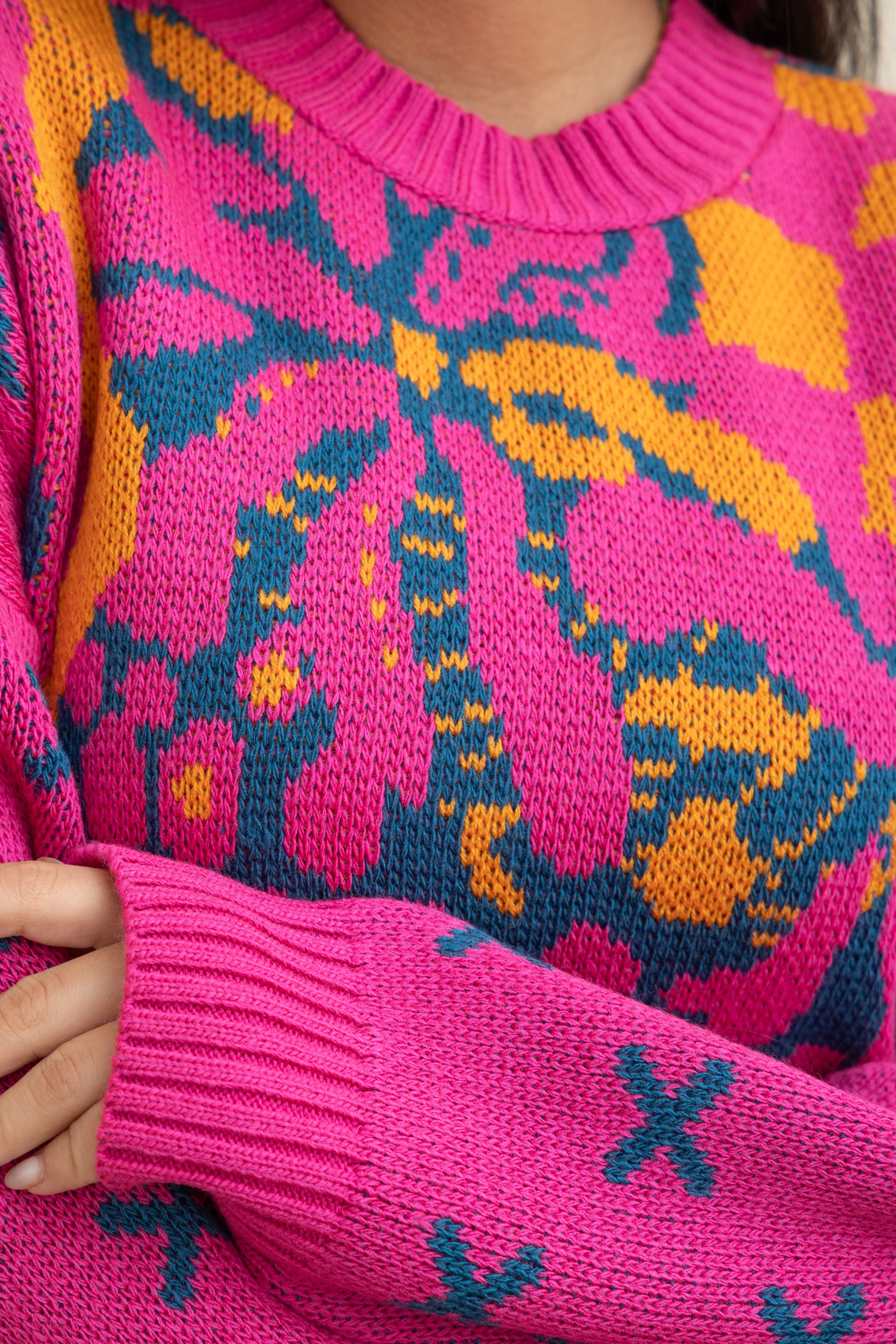 Image of Pink Knit Pullover – Classic with a Twist