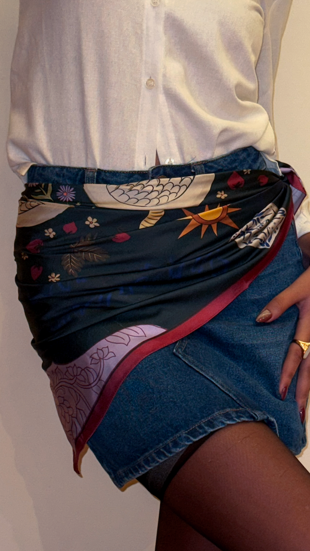 Image of Bold Pattern Soft Intentions Scarf