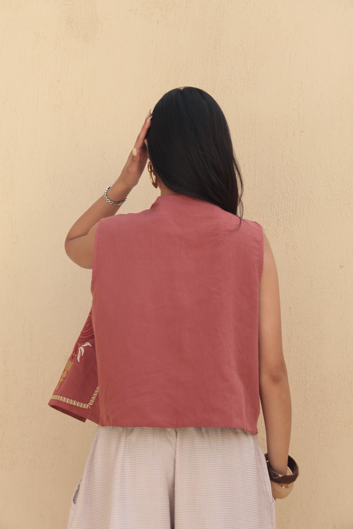Image of The Oroboro Cinnamon Spicy Vest